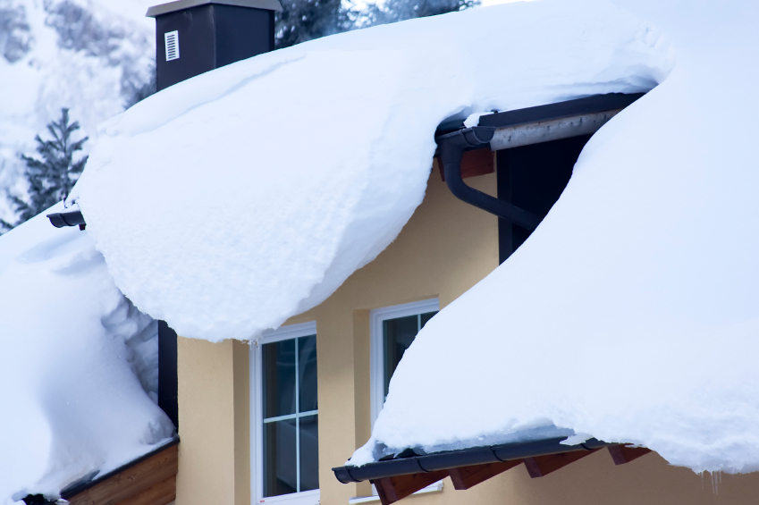 Угрозы, возникающие в результате неуборки снега с крыши